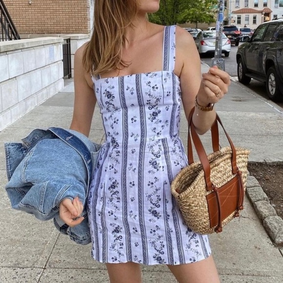 NWOTReformation Brigitte Linen Dress - Roquefort NWOTReformation Brigitte Linen Dress - Roquefort